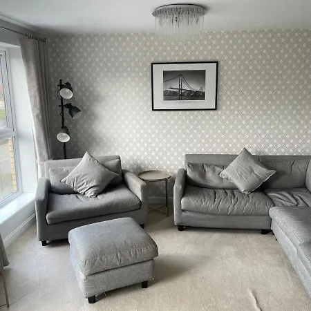 The Townhouse @Thorpe Road Villa Peterborough Exterior photo